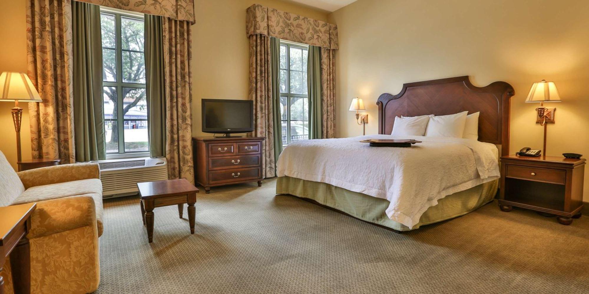 Hampton Inn & Suites Savannah Historic District Buitenkant foto