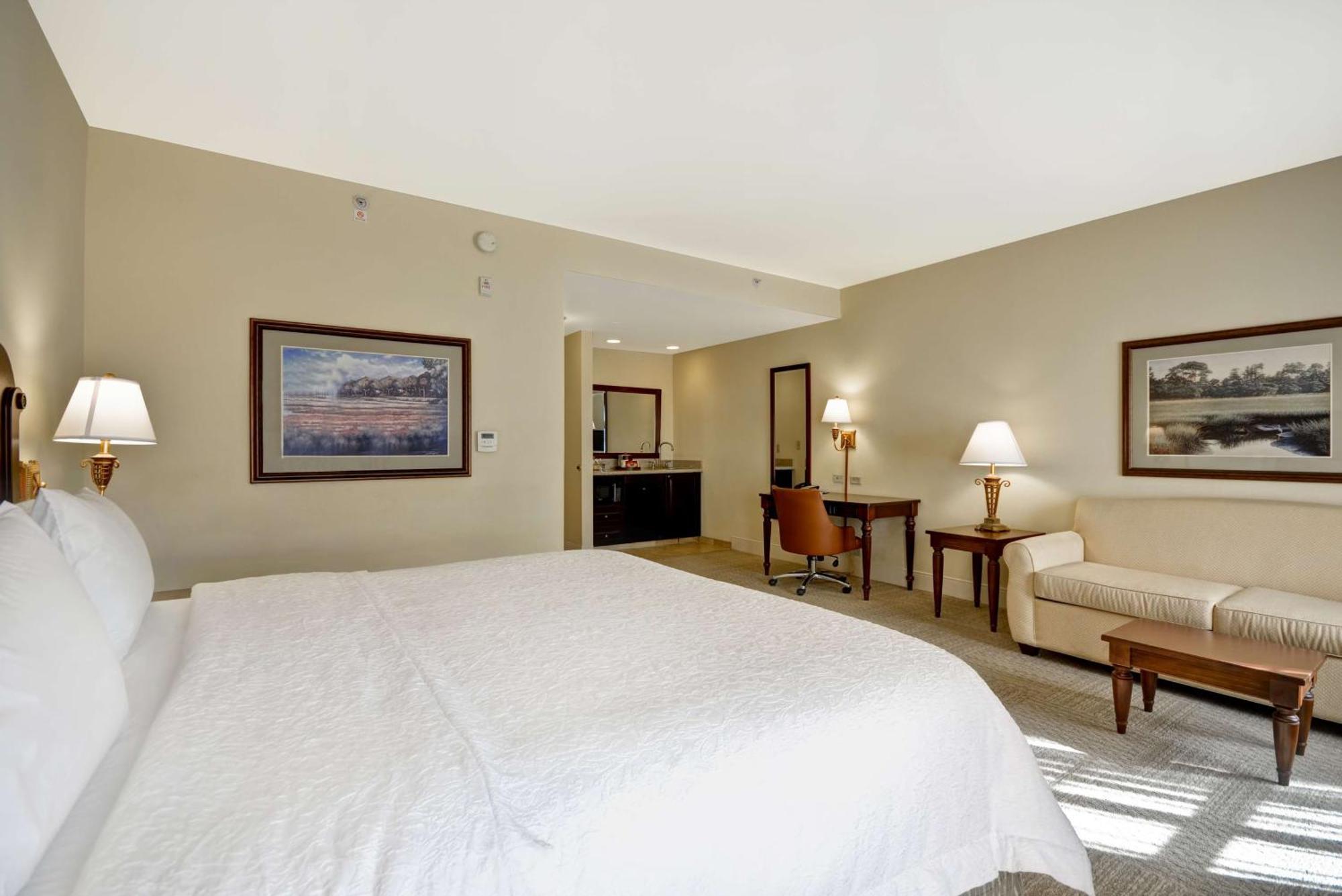 Hampton Inn & Suites Savannah Historic District Buitenkant foto