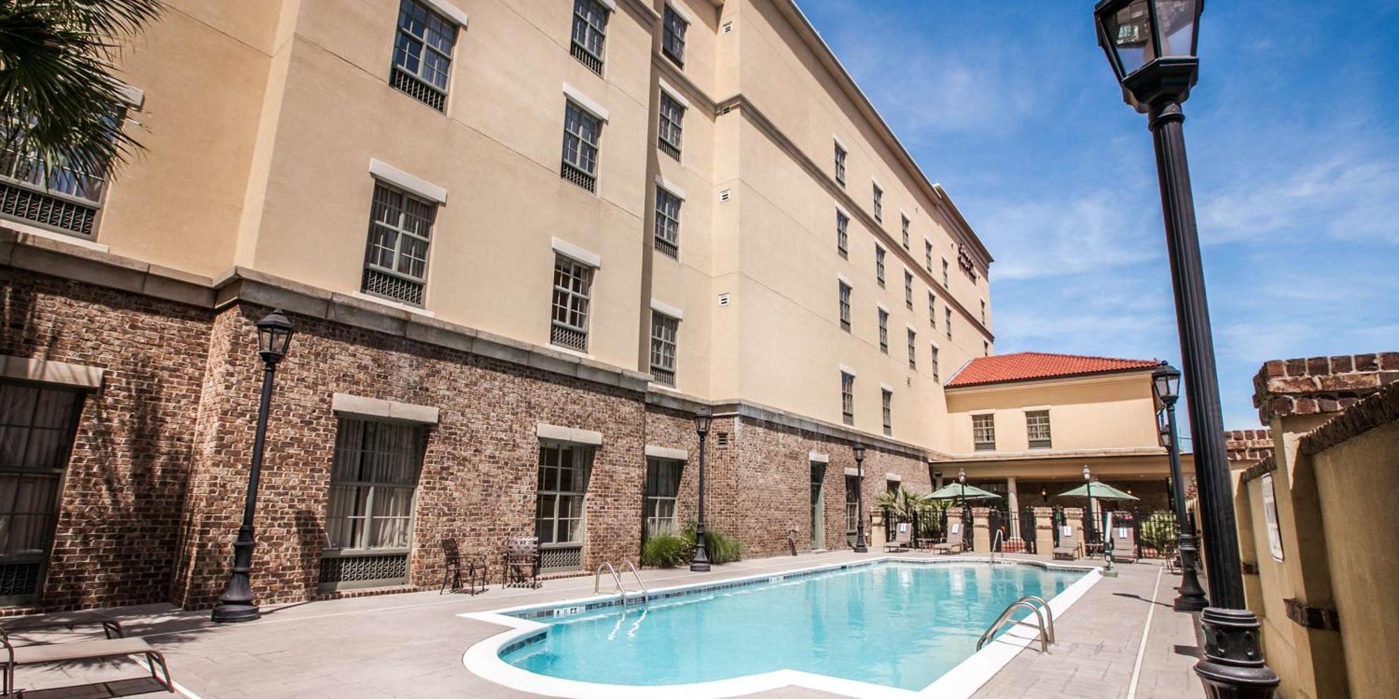 Hampton Inn & Suites Savannah Historic District Buitenkant foto