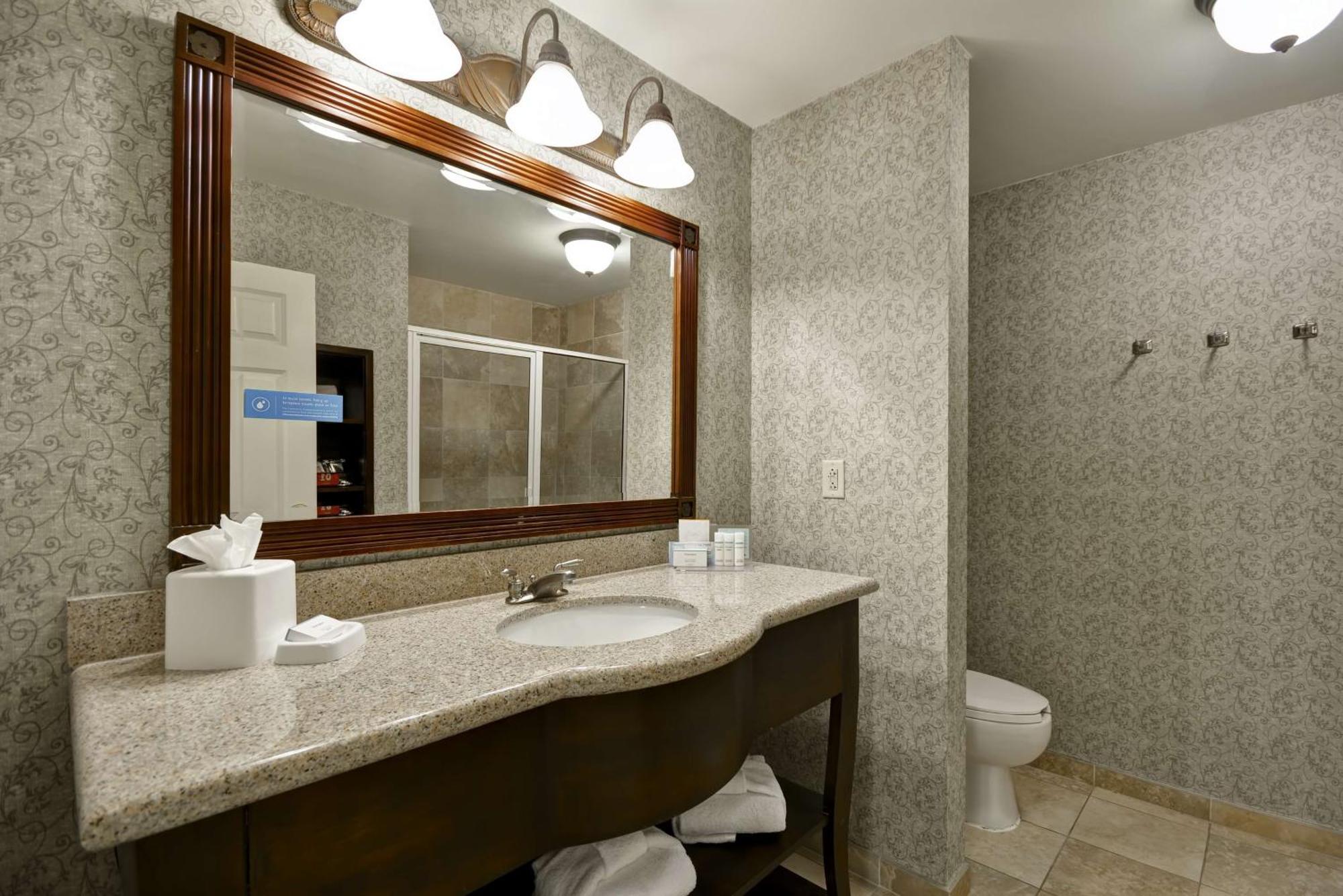 Hampton Inn & Suites Savannah Historic District Buitenkant foto