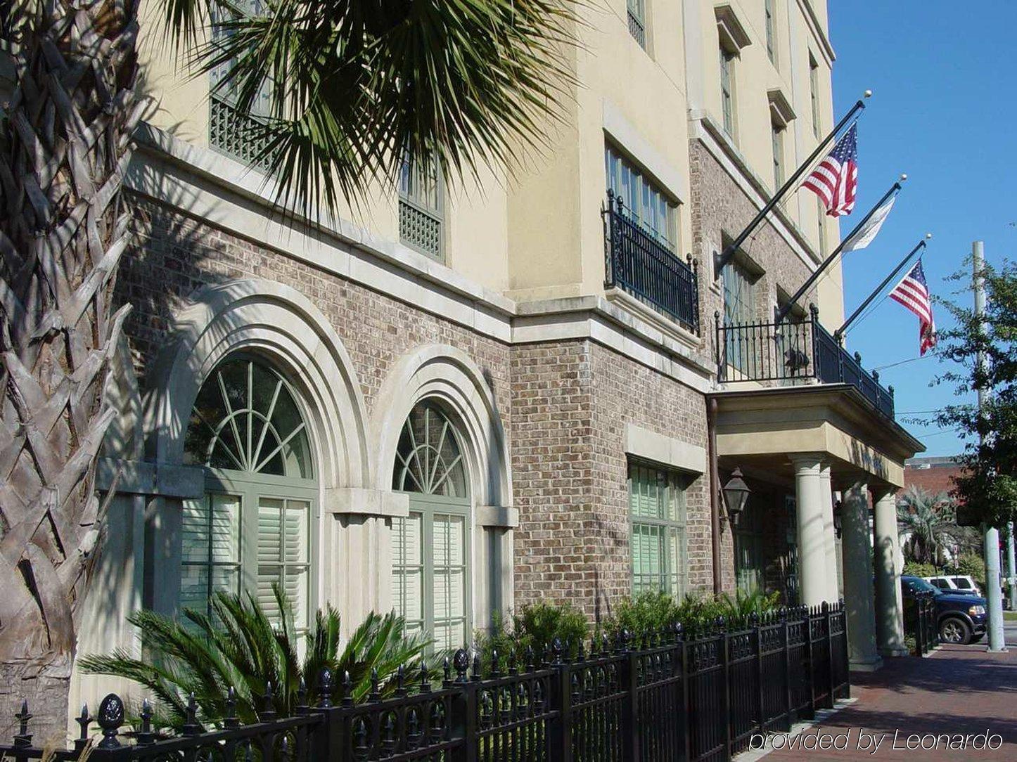 Hampton Inn & Suites Savannah Historic District Buitenkant foto